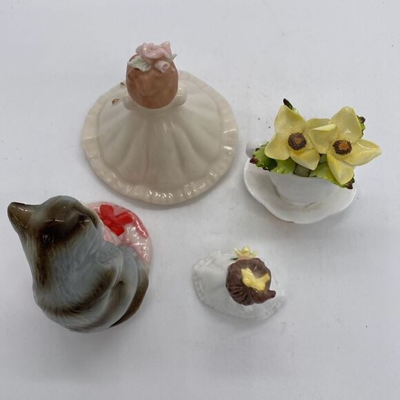 Vintage Japan Lot of 4 Collectible Figurines Ceramic & Porcelain Miniatures - Picture 3 of 11